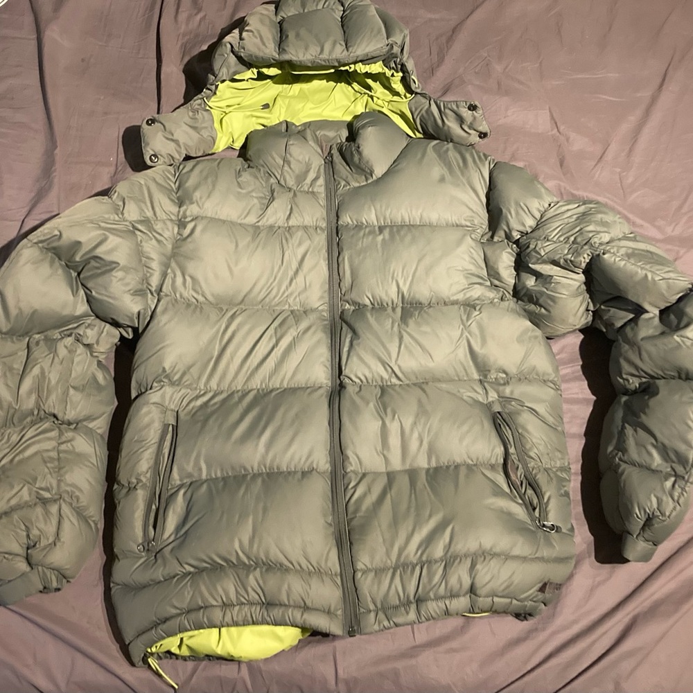 MEC thick down jacket w/ removable hood